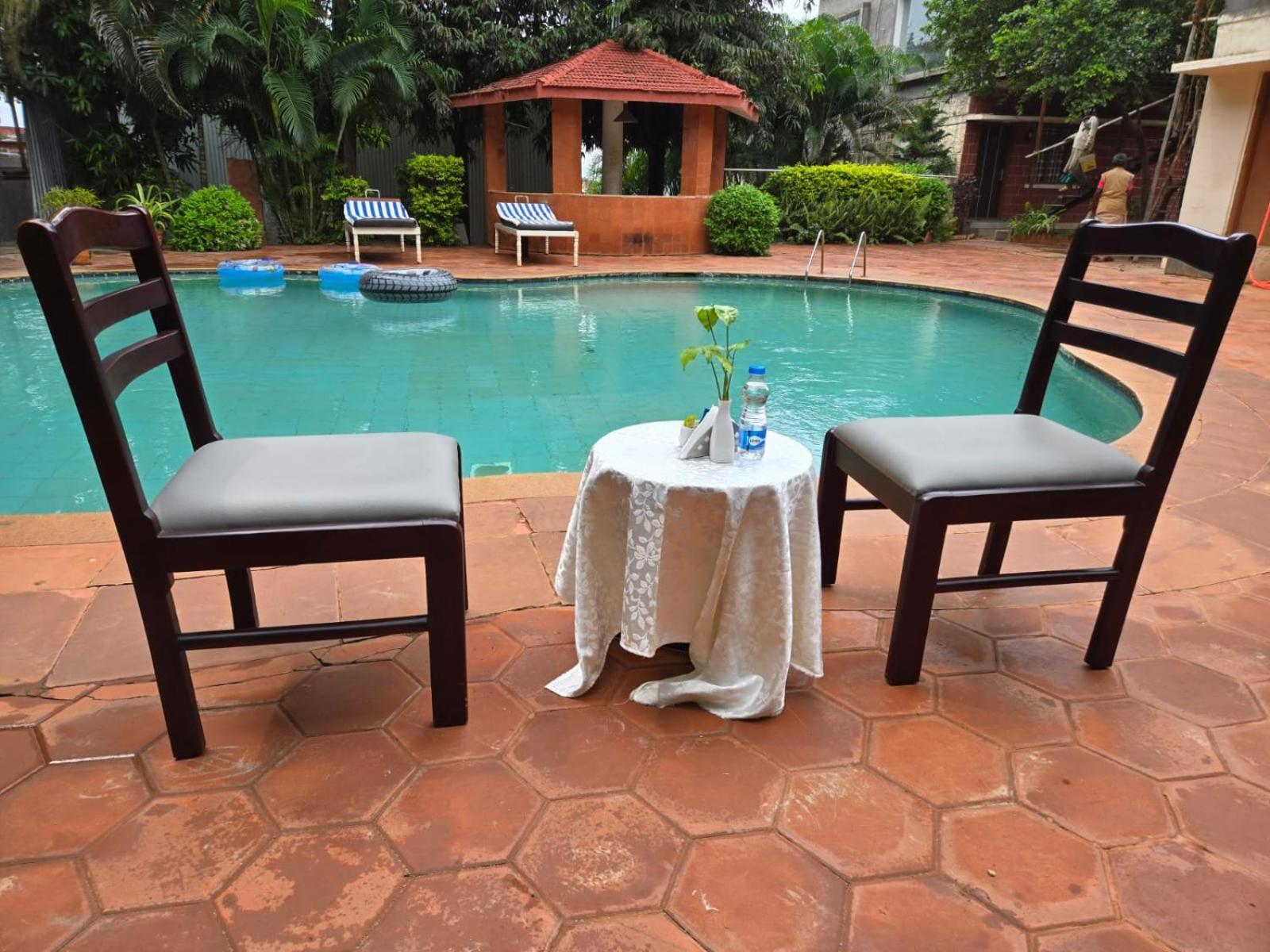 Hotel Badami Court Экстерьер фото